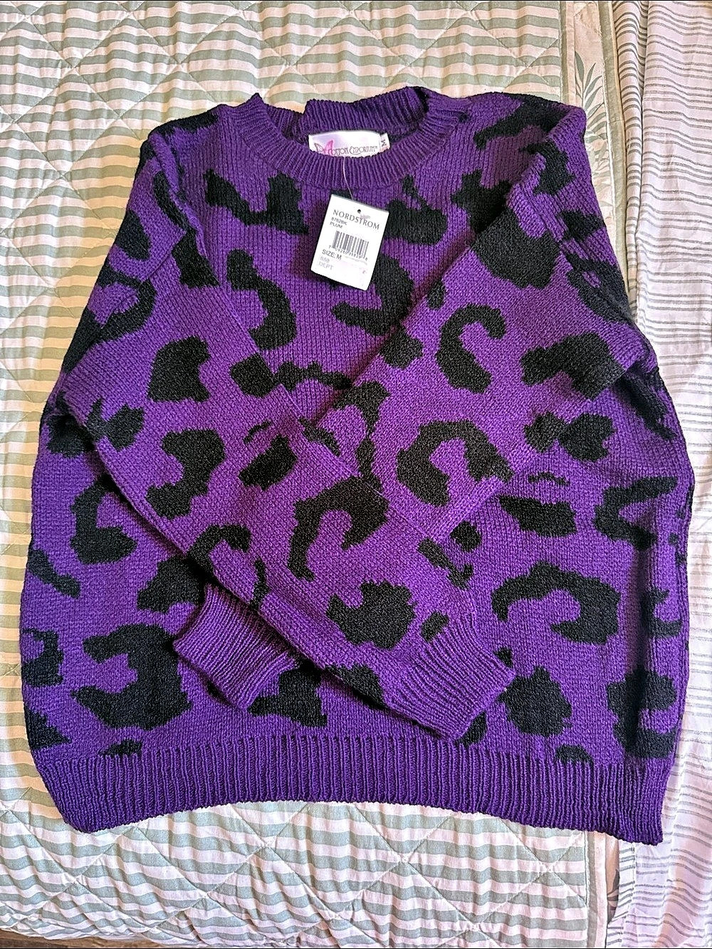 Cotton Emporium Animal Print Crewneck Sweater in Purple & Black Size Medium